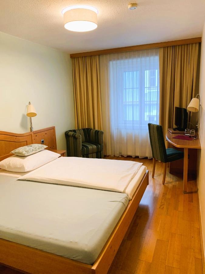 Hotel Zur Post Gumpoldskirchen Εξωτερικό φωτογραφία