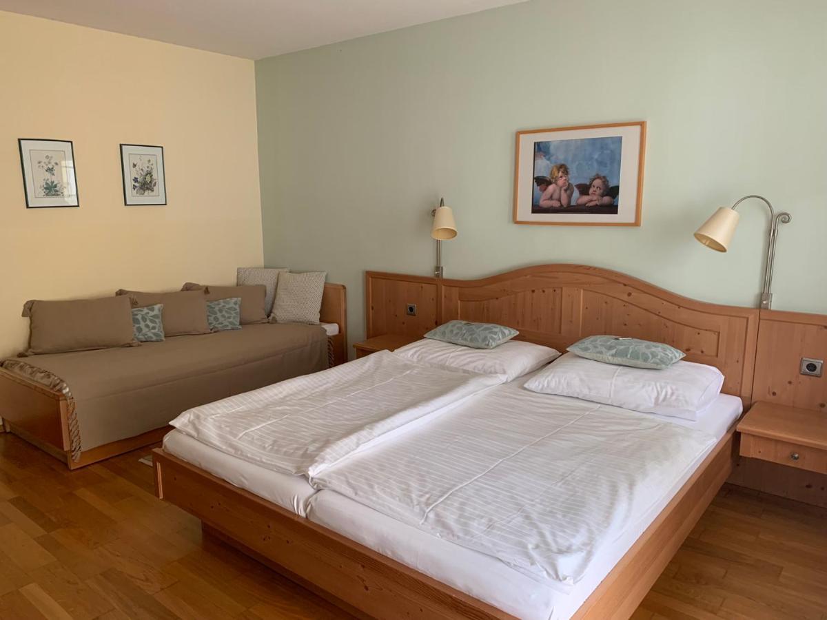 Hotel Zur Post Gumpoldskirchen Εξωτερικό φωτογραφία
