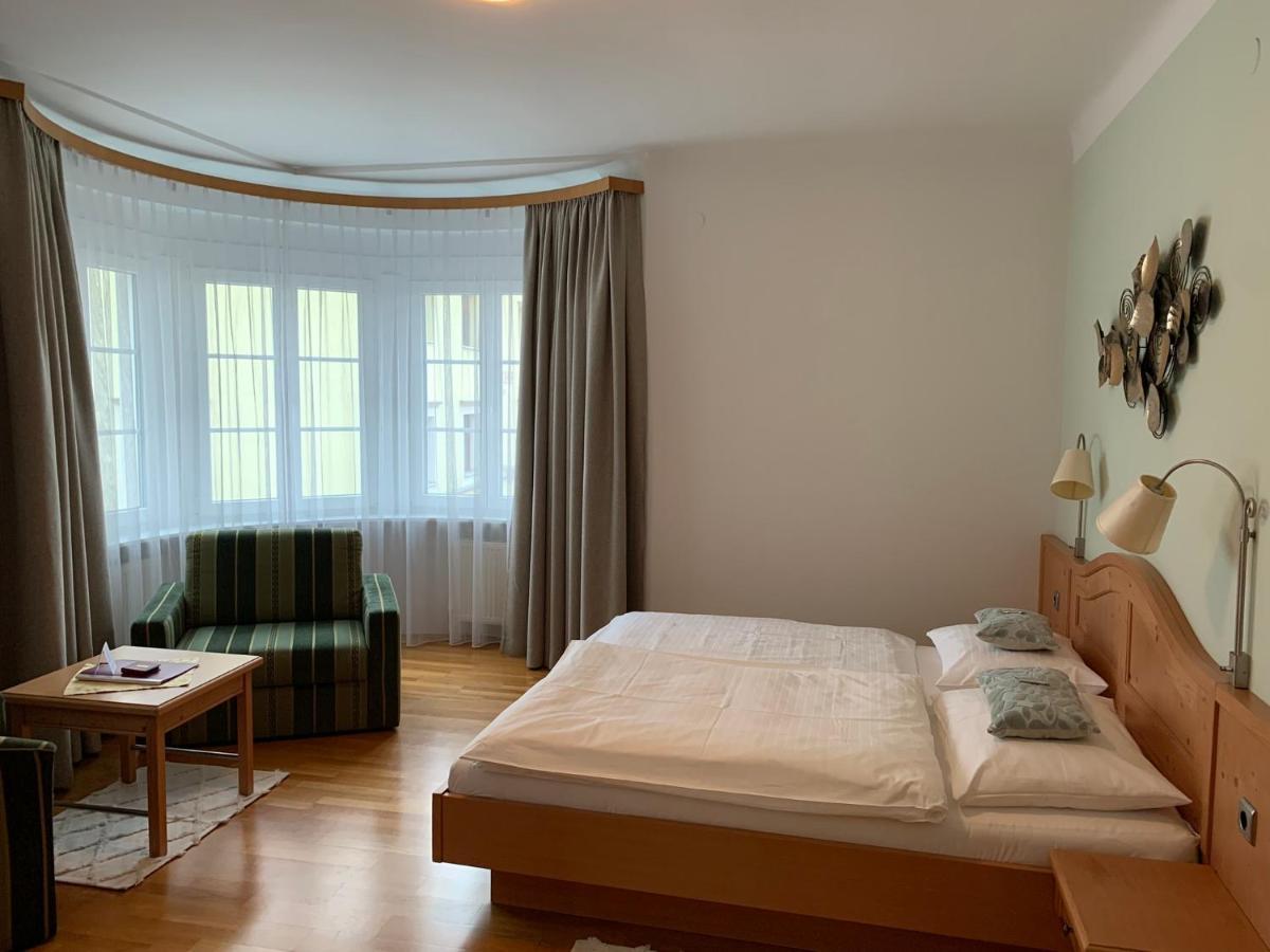 Hotel Zur Post Gumpoldskirchen Εξωτερικό φωτογραφία